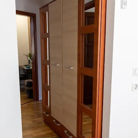 Republic Apartman Apartment *